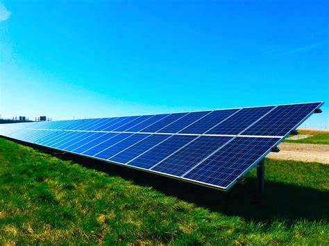 Fotovoltaico, decreto rinnovabili danneggia il Paese